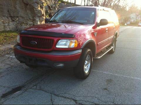 2001 Ford Expedition for sale at Bogie's Motors in Saint Louis MO