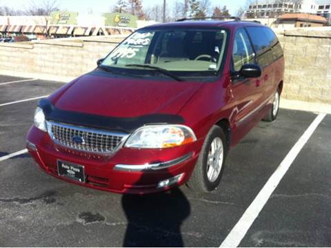 2003 Ford Windstar for sale at Bogie's Motors in Saint Louis MO