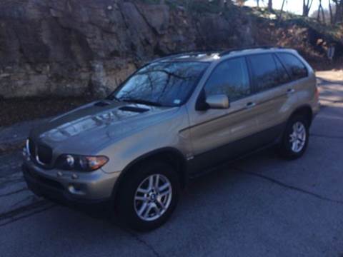 2005 BMW X5 for sale at Bogie's Motors in Saint Louis MO