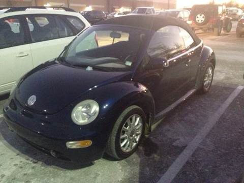 2005 Volkswagen New Beetle for sale at Bogie's Motors in Saint Louis MO