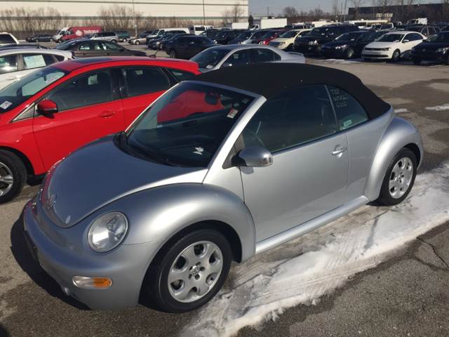 2003 Volkswagen New Beetle for sale at Bogie's Motors in Saint Louis MO