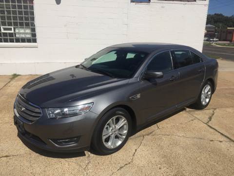 2014 Ford Taurus for sale at Bogie's Motors in Saint Louis MO