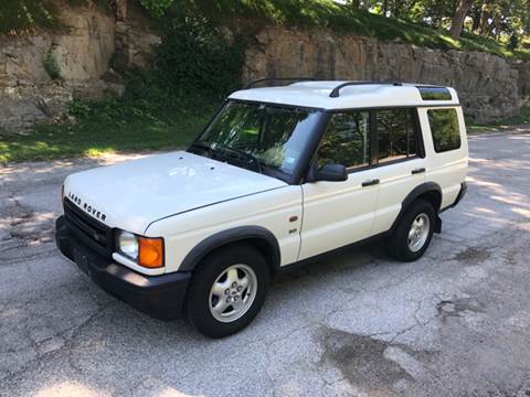 2000 Land Rover Discovery Series II for sale at Bogie's Motors in Saint Louis MO
