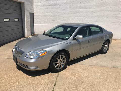 2008 Buick Lucerne for sale at Bogie's Motors in Saint Louis MO