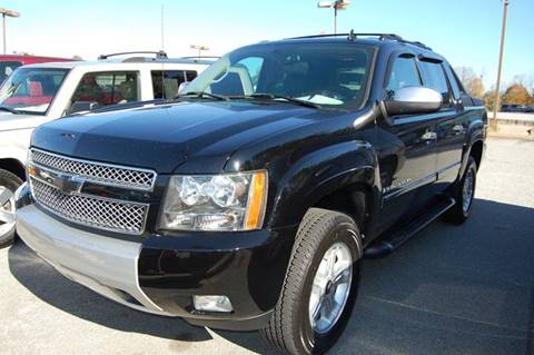 2008 Chevrolet Avalanche for sale at Modern Motors - Thomasville INC in Thomasville NC