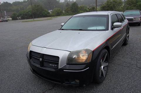2006 Dodge Magnum for sale at Modern Motors - Thomasville INC in Thomasville NC