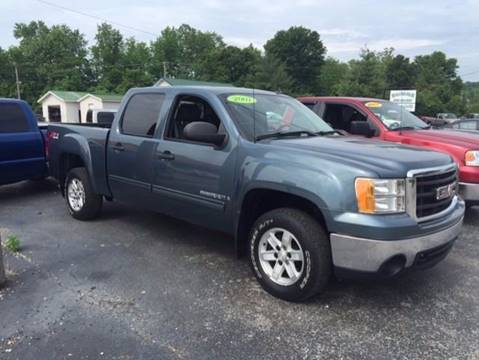 2007 GMC Sierra 1500 Classic for sale at CRS Auto & Trailer Sales Inc in Clay City KY