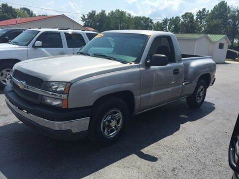 2004 Chevrolet Silverado 1500 Classic for sale at CRS Auto & Trailer Sales Inc in Clay City KY