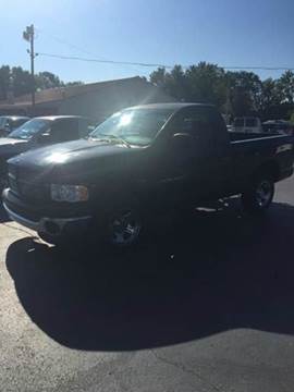2005 Dodge Ram Pickup 1500 for sale at CRS Auto & Trailer Sales Inc in Clay City KY