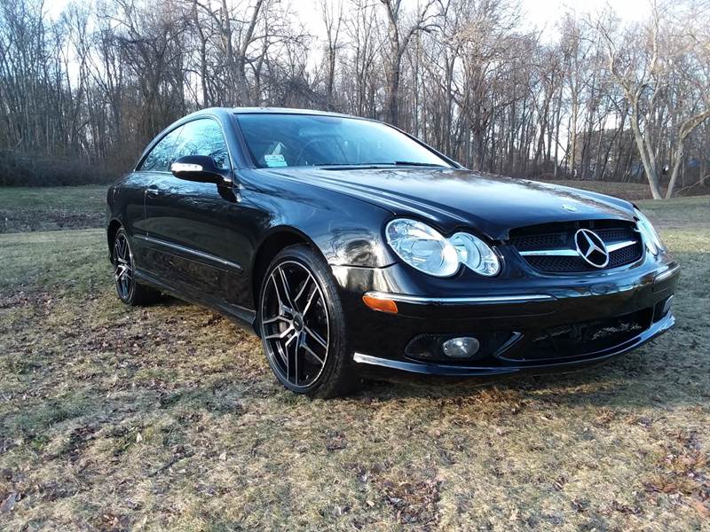 2004 Mercedes-Benz CLK for sale at Choice Motor Car in Plainville CT
