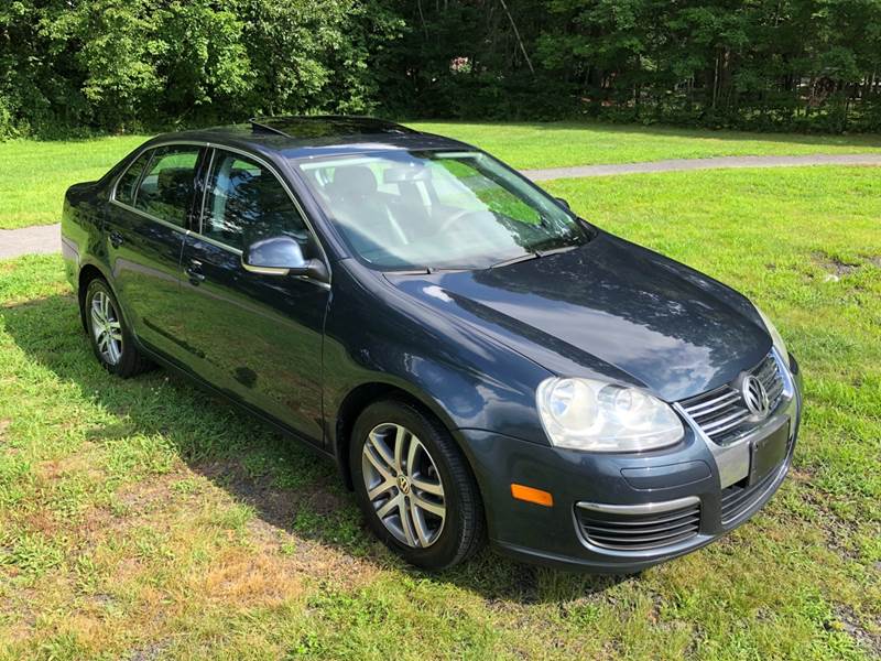 2006 Volkswagen Jetta for sale at Choice Motor Car in Plainville CT
