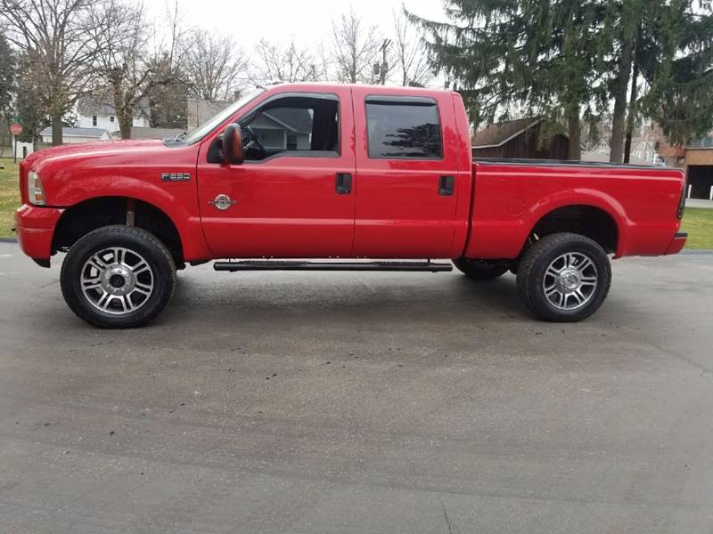2003 Ford F-250 Super Duty for sale at JEFF MILLENNIUM USED CARS in Canton OH