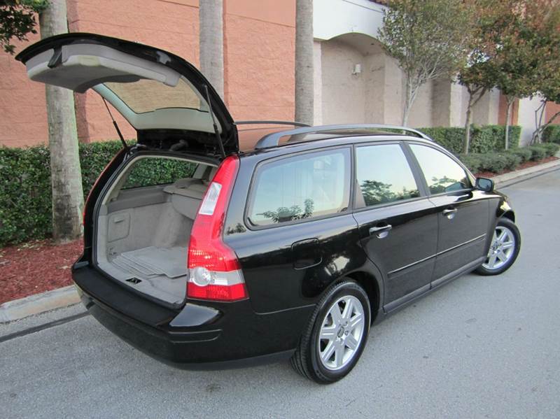 2006 Volvo V50 for sale at City Imports LLC in West Palm Beach FL