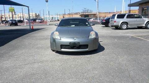 2004 Nissan 350Z for sale at CAMPBELL MOTOR CO - 107 West Division St in Arlington TX