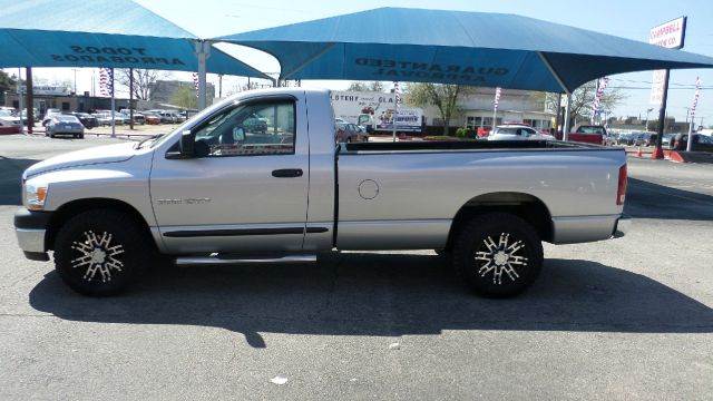 2006 Dodge Ram Pickup 1500 for sale at CAMPBELL MOTOR CO - 107 West Division St in Arlington TX