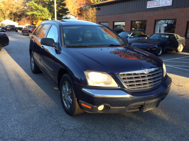 2006 Chrysler Pacifica for sale at OnPoint Auto Sales LLC in Plaistow NH