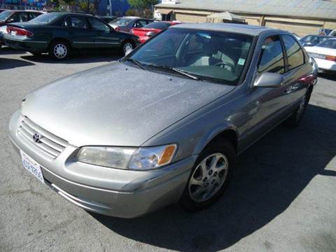 1998 Toyota Camry for sale at Crow`s Auto Sales in San Jose CA