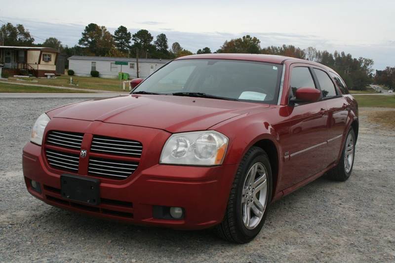 2005 Dodge Magnum for sale at Rheasville Truck & Auto Sales in Roanoke Rapids NC