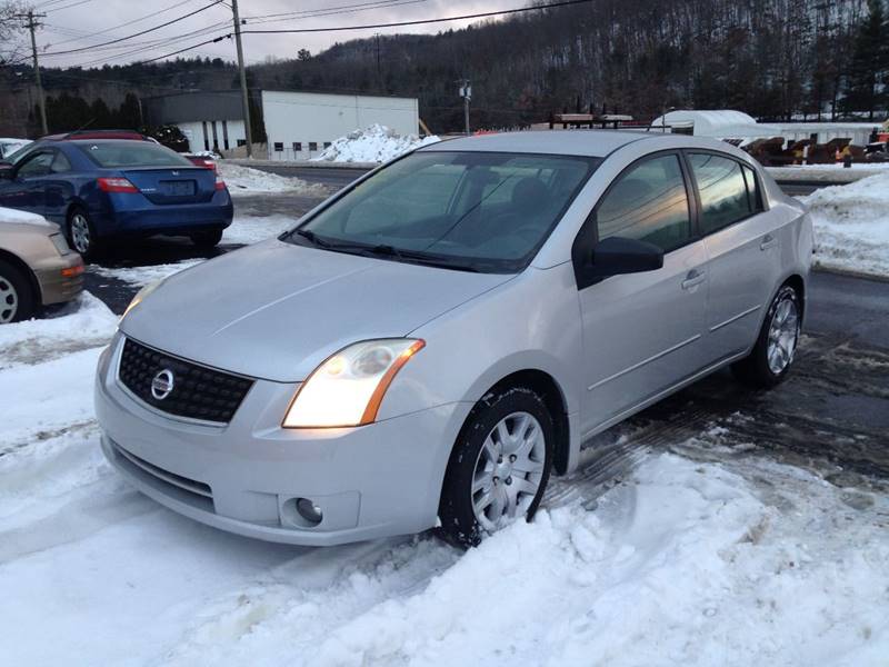 2008 Nissan Sentra for sale at SOUTH VALLEY AUTO in Torrington CT