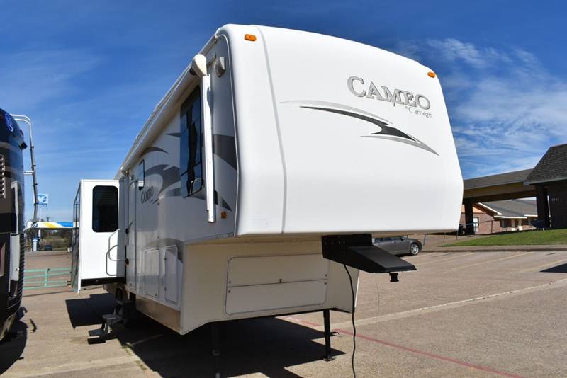 2008 Carriage Cameo 37RES3