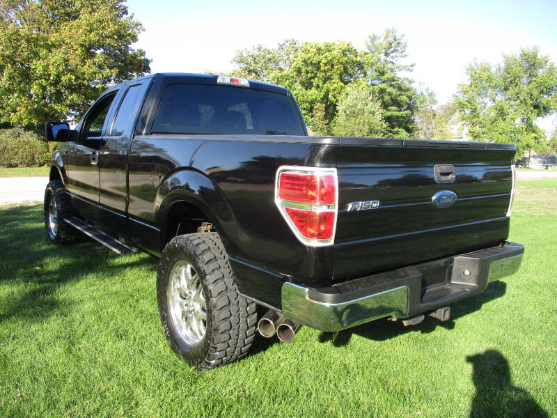 2010 Ford F150 4x4 XL 4dr SuperCab Styleside 6.5 ft. SB In Elgin IL Triangle Auto Sales