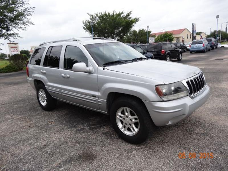2004 Jeep Grand Cherokee for sale at HOUSTON'S BEST AUTO SALES in Houston TX
