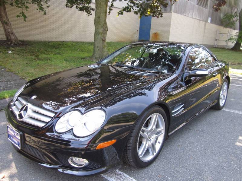 2007 Mercedes-Benz SL-Class for sale at Master Auto in Revere MA