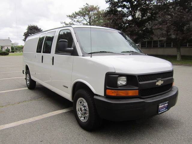 2005 chevy van