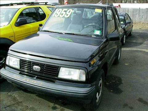 1995 GEO Tracker for sale at AMERI-CAR & TRUCK SALES INC in Haskell NJ