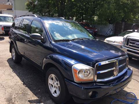 2005 Dodge Durango for sale at AMERI-CAR & TRUCK SALES INC in Haskell NJ