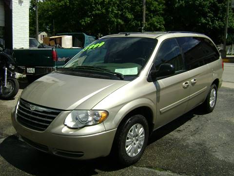 2005 Chrysler Town and Country for sale at State Auto Sales Inc in Burlington WI