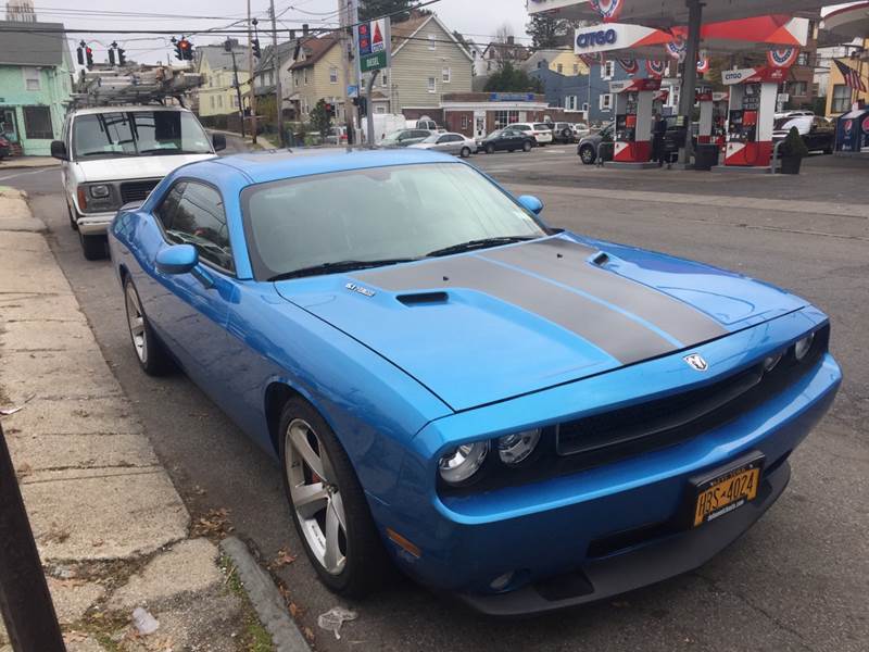 2010 Dodge Challenger SRT8 (image 18)