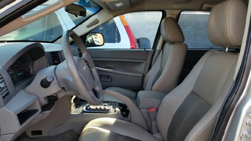 2006 Jeep Grand Cherokee Laredo