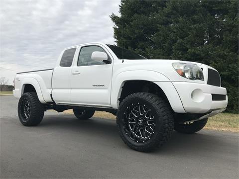 2009 Toyota Tacoma for sale at CHOICE PRE OWNED AUTO LLC in Kernersville NC