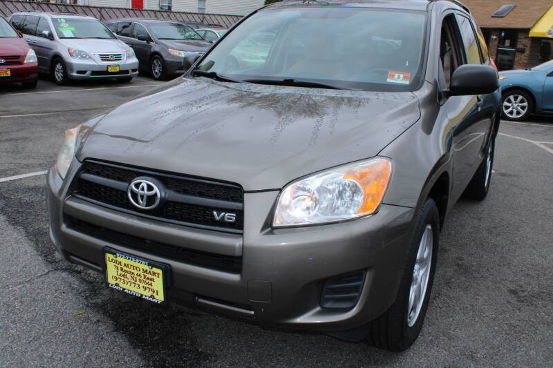 2012 Toyota RAV4 (image 9)