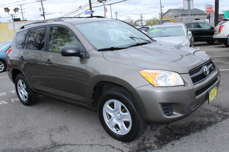 2012 Toyota RAV4 (image 6)