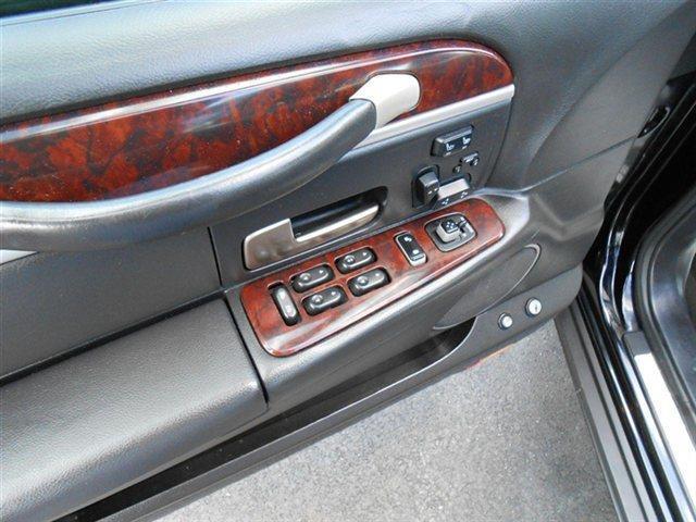 2007 Lincoln Town Car Signature Limited
