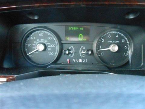 2007 Lincoln Town Car Signature Limited