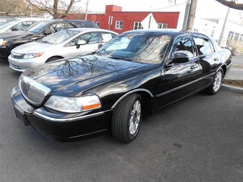 2007 Lincoln Town Car Signature Limited