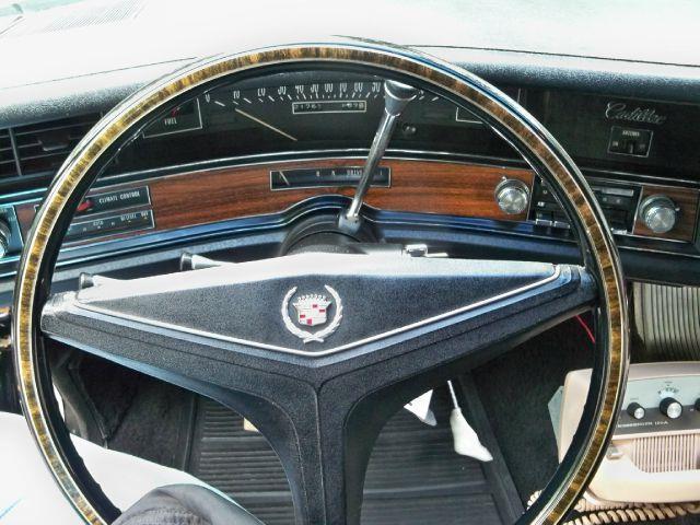 1973 Cadillac Series 75