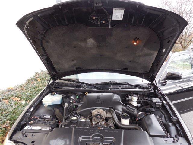 2002 Lincoln Town Car Signature