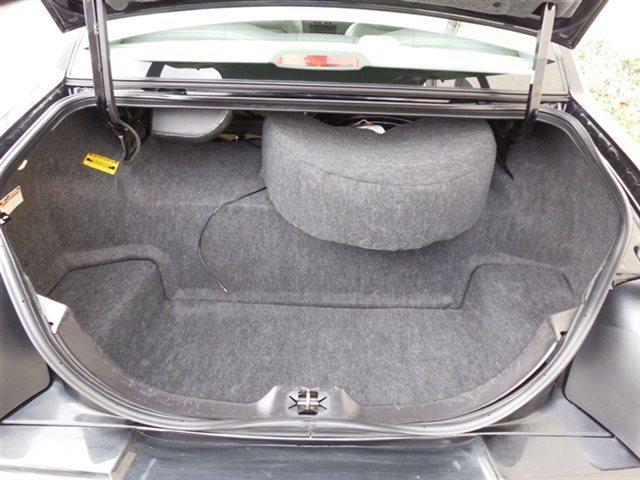 2002 Lincoln Town Car Signature