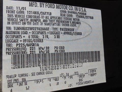 2002 Lincoln Town Car Signature