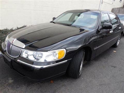 2002 Lincoln Town Car Signature