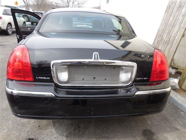 2011 Lincoln Town Car Executive L
