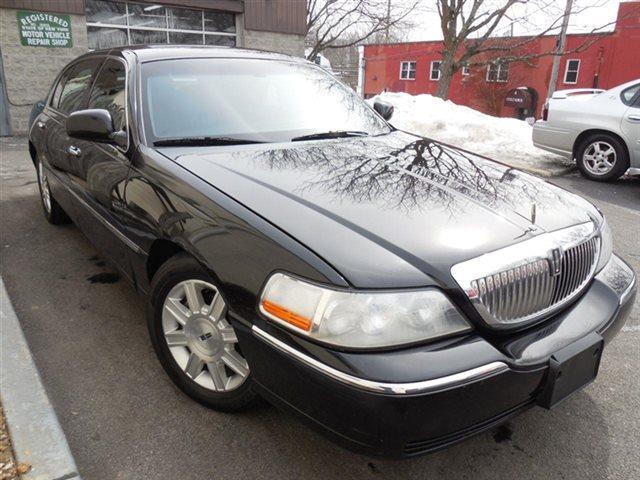 2011 Lincoln Town Car Executive L