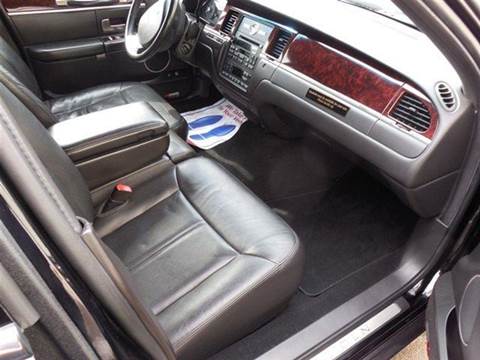 2011 Lincoln Town Car Executive L
