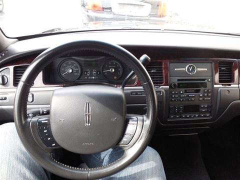 2011 Lincoln Town Car Executive L