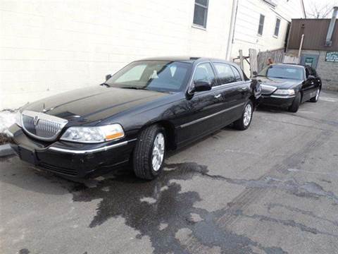 2011 Lincoln Town Car Executive L
