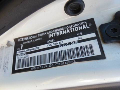 2004 International DuraStar 4300